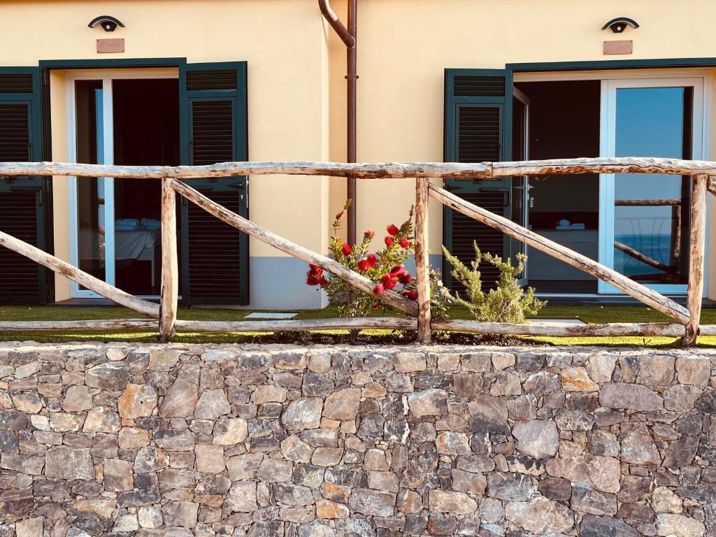 Eufonia Del Mare Hotel Finale Ligure Exterior photo